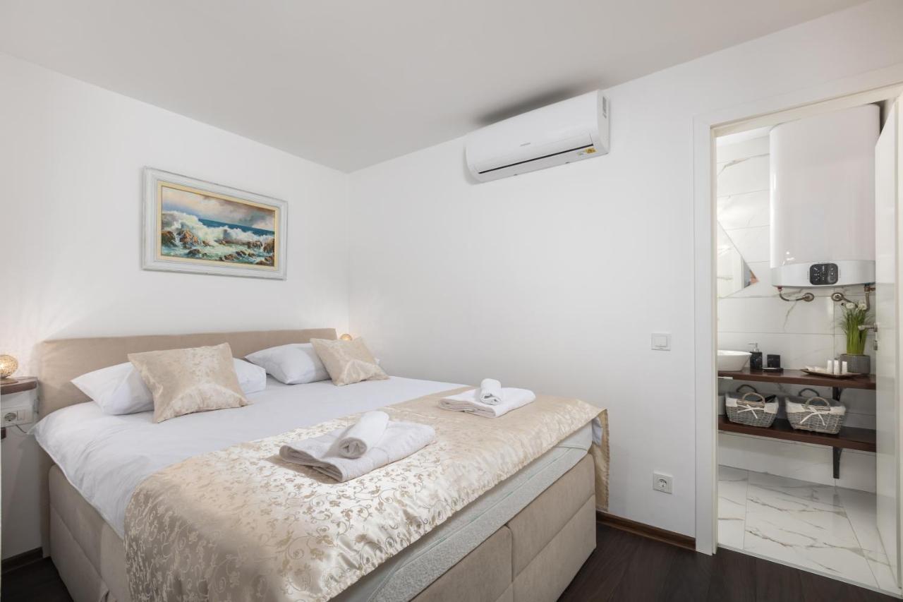 Apartments Mikulin Family Punat Dış mekan fotoğraf